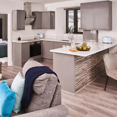 Harbour Breeze - Contemporary Waterside Bolthole On Torquay'S Iconic Marina Apartment Exterior photo