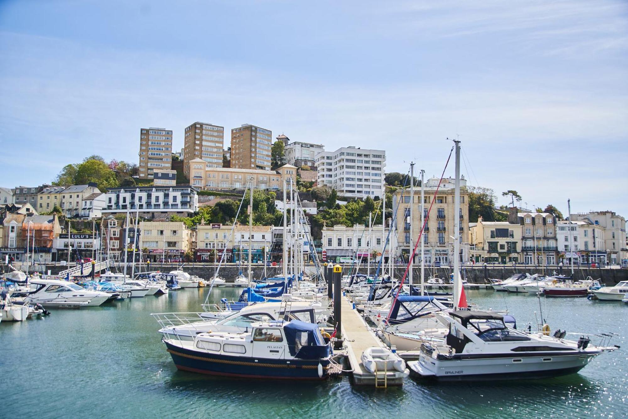 Harbour Breeze - Contemporary Waterside Bolthole On Torquay's Iconic Marina Apartment *