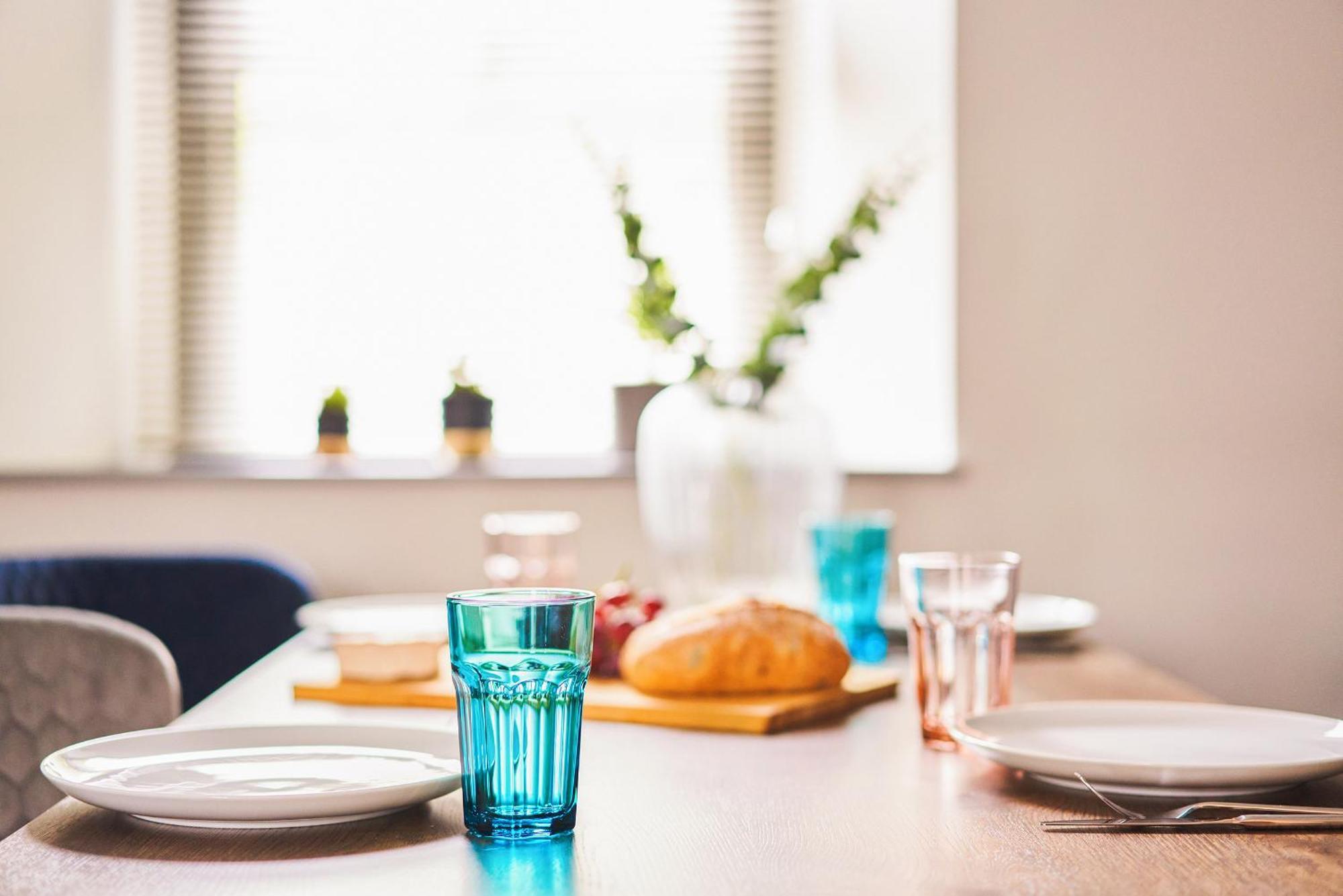 Apartment Harbour Breeze - Contemporary Waterside Bolthole On Torquay's Iconic Marina *