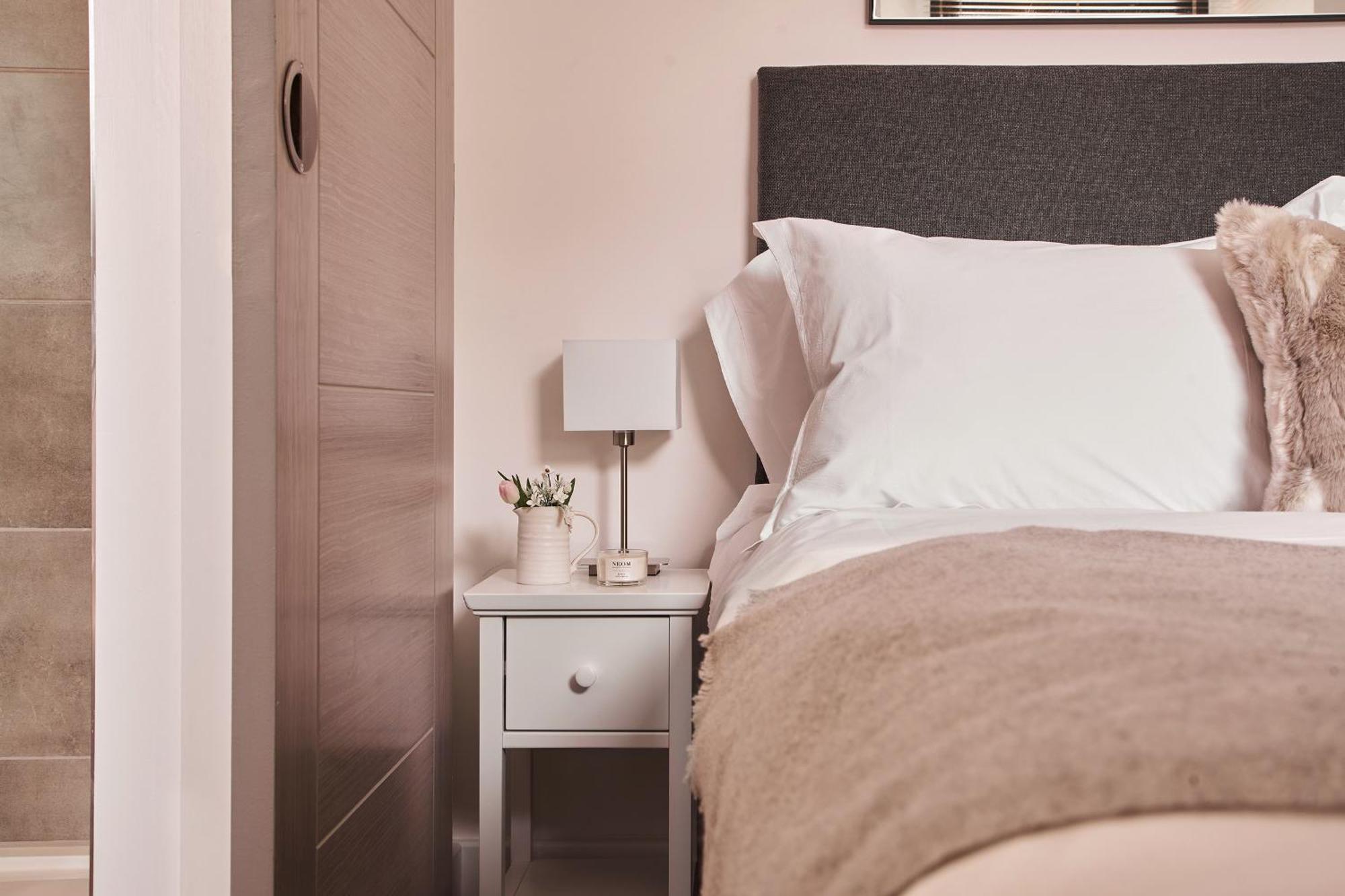 Harbour Breeze - Contemporary Waterside Bolthole On Torquay's Iconic Marina Torquay
