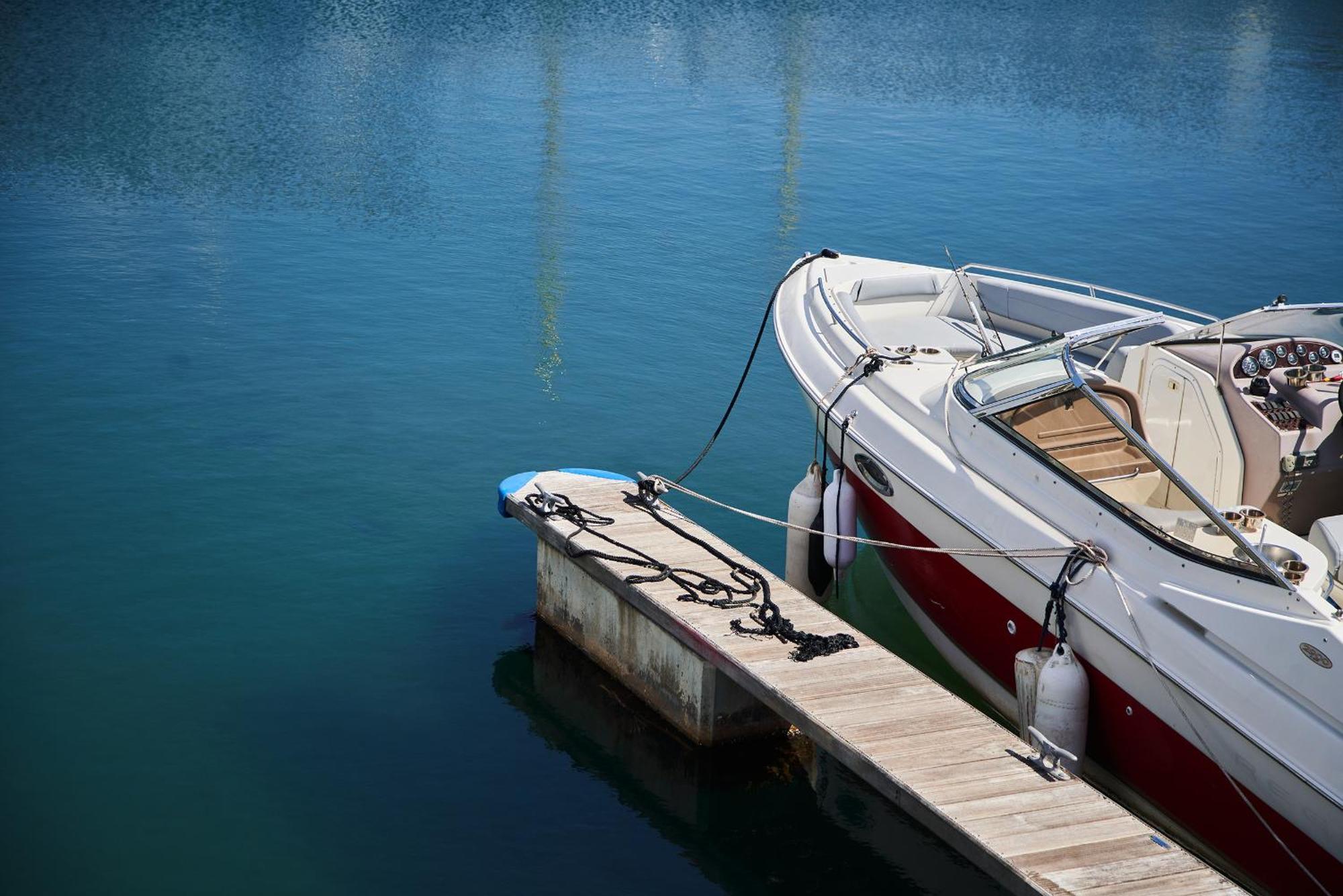 Harbour Breeze - Contemporary Waterside Bolthole On Torquay's Iconic Marina Apartment