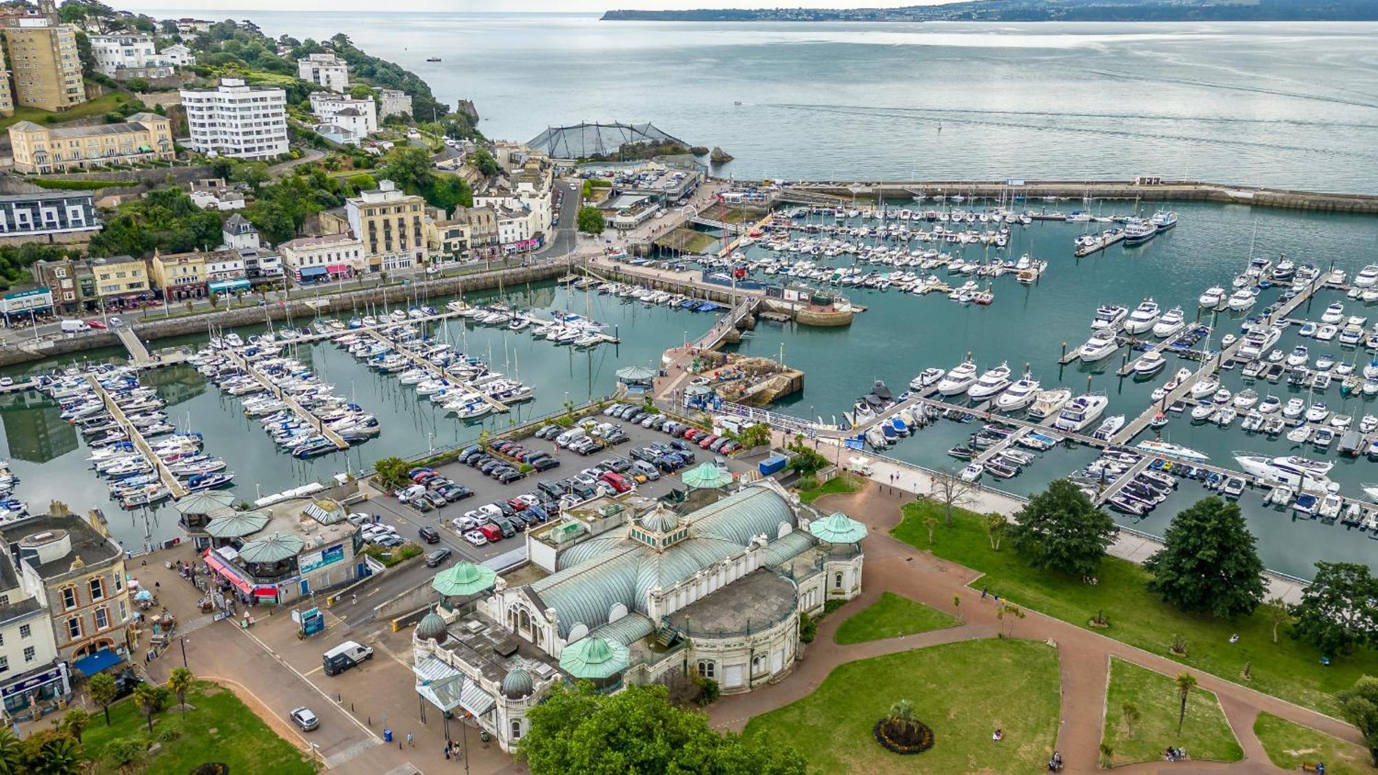Harbour Breeze - Contemporary Waterside Bolthole On Torquay's Iconic Marina